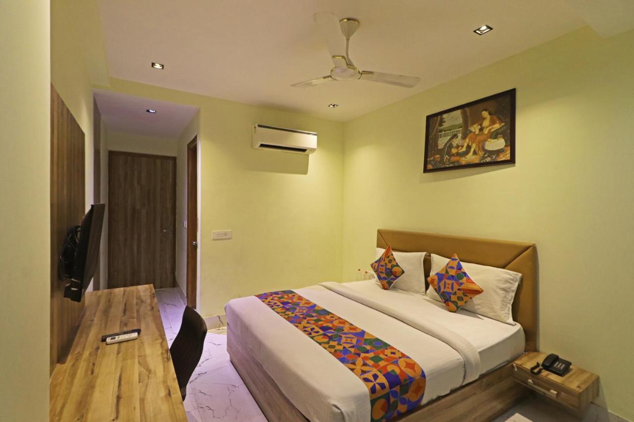 Hotel Good Vibe Near Delhi Igi Airport New Delhi Extérieur photo