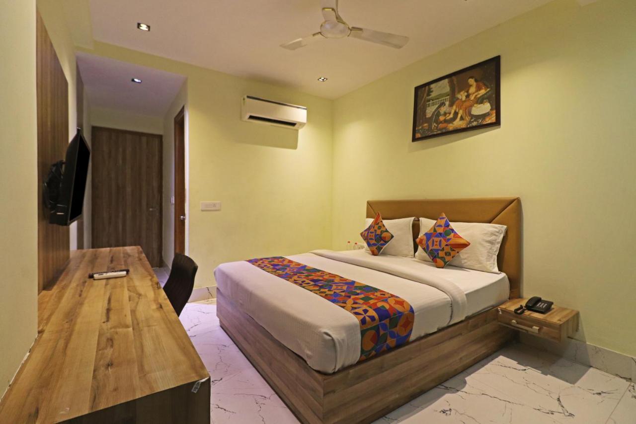Hotel Good Vibe Near Delhi Igi Airport New Delhi Extérieur photo
